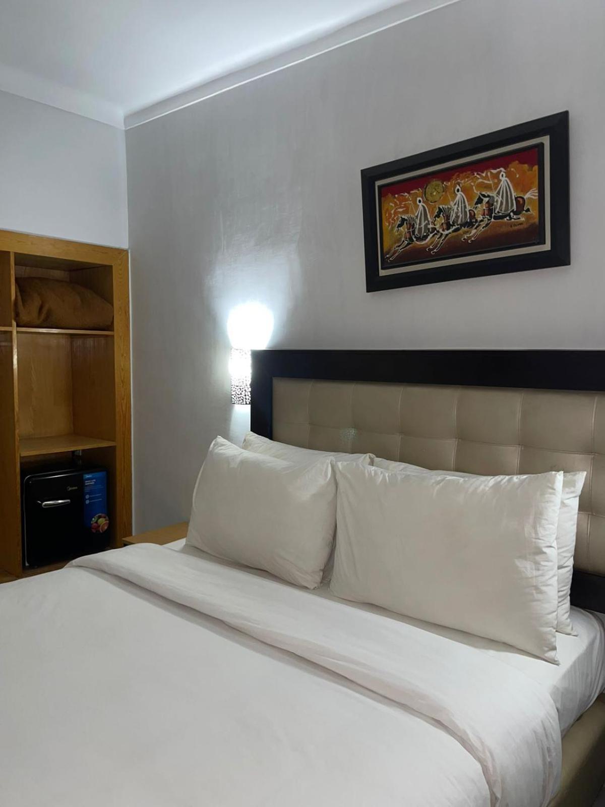 Al Akhawayn Hotell Oujda Rom bilde